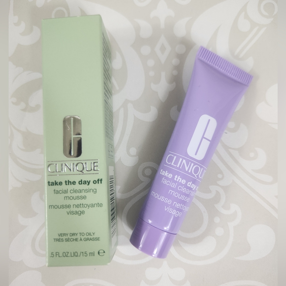 NIB Clinique Take The Day Off Facial Cleansing Mousse - Travel Size